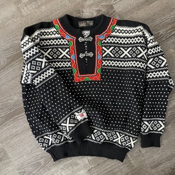 Nordstrikk Other - Nordstrikk Norway 100% Virgin Wool Nordic Sweater Men’s M Setesdal Pewter Clasps